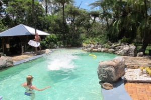Maleny Accommodation Holiday House With Pool